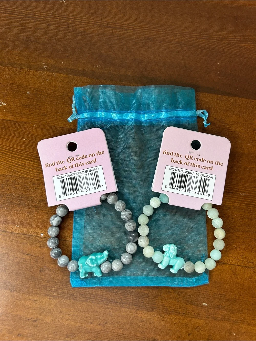 NWT Simply Southern Animal Tracker Beaded Bracelet Set of Two Elephant Lion